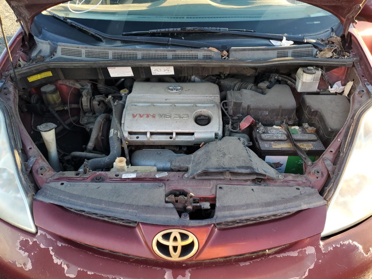 2006 Toyota Sienna - Image 12