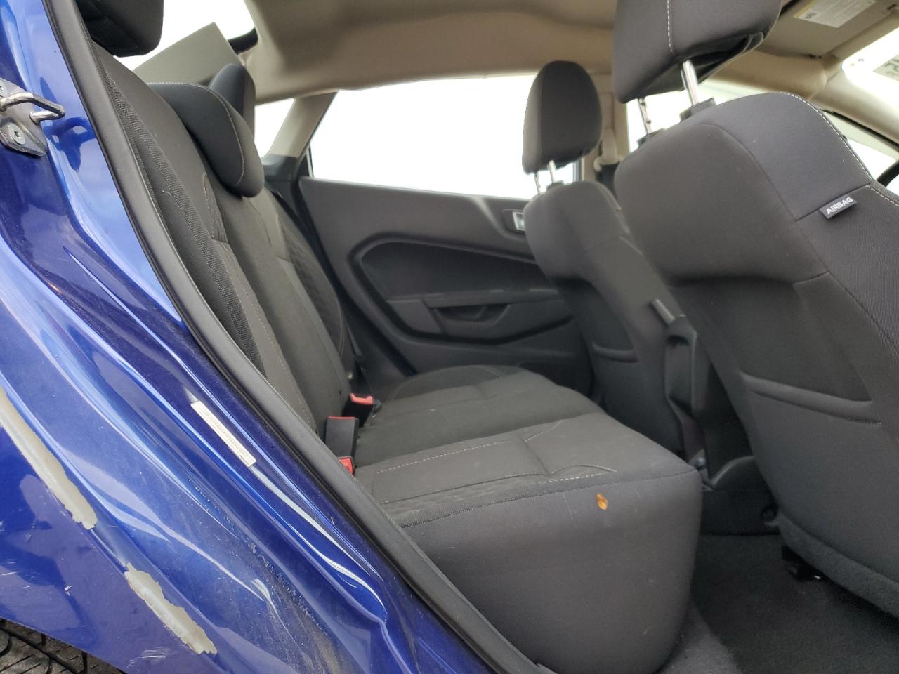 2015 Ford Fiesta - Image 10