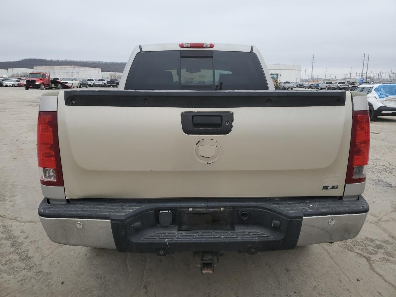 2007 GMC Sierra - Image 6