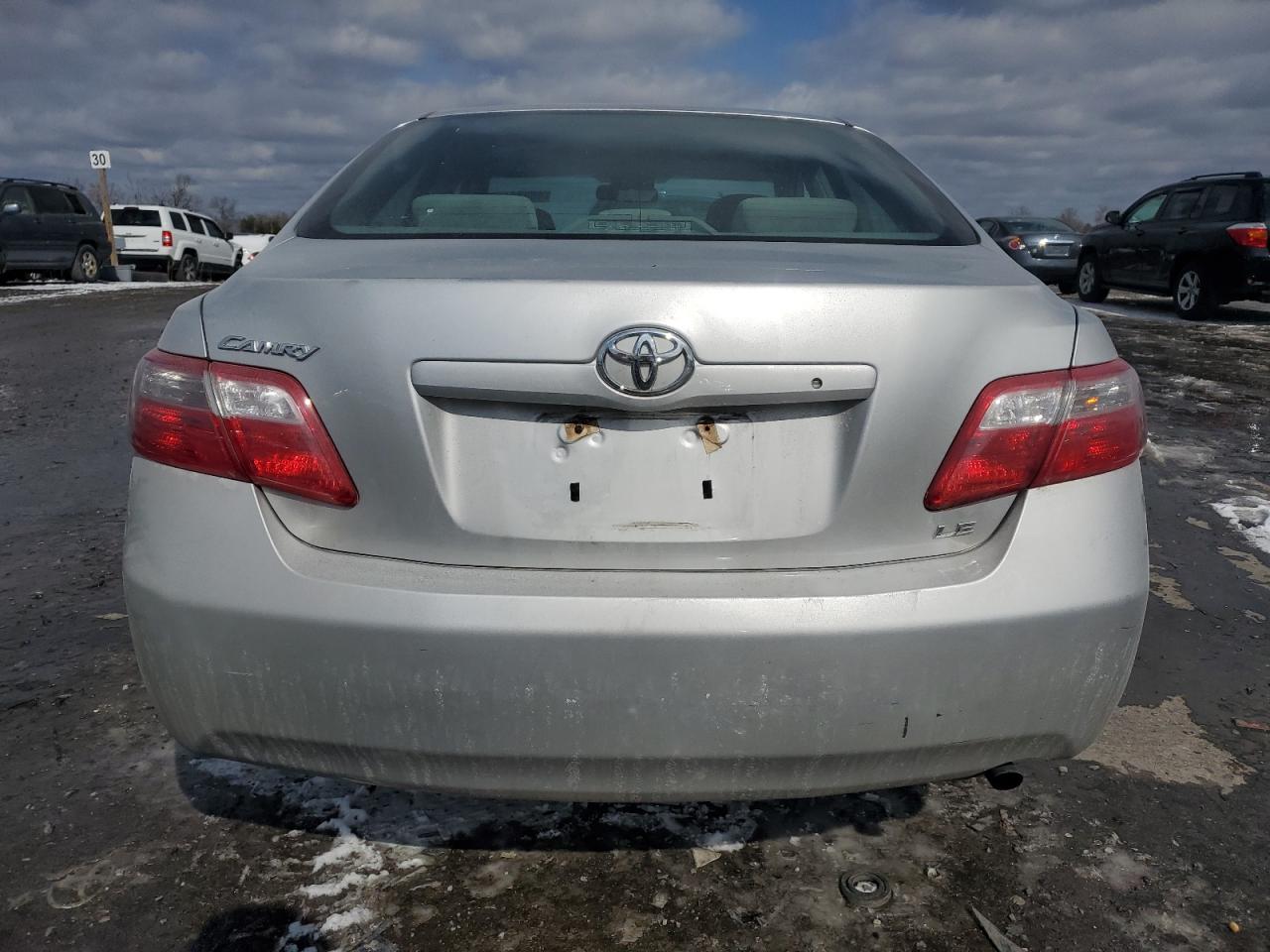 2009 Toyota Camry - Image 6