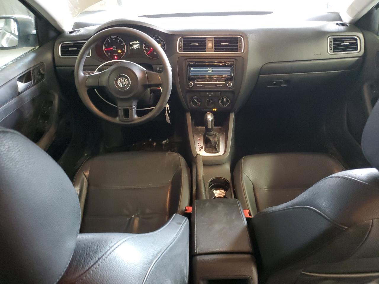 2014 Volkswagen Jetta - Image 8