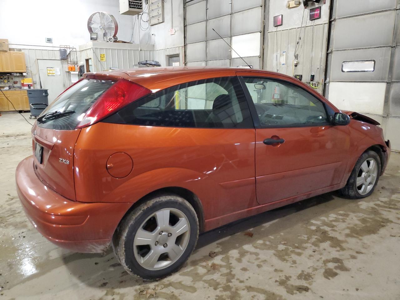 2005 Ford Focus - Image 3