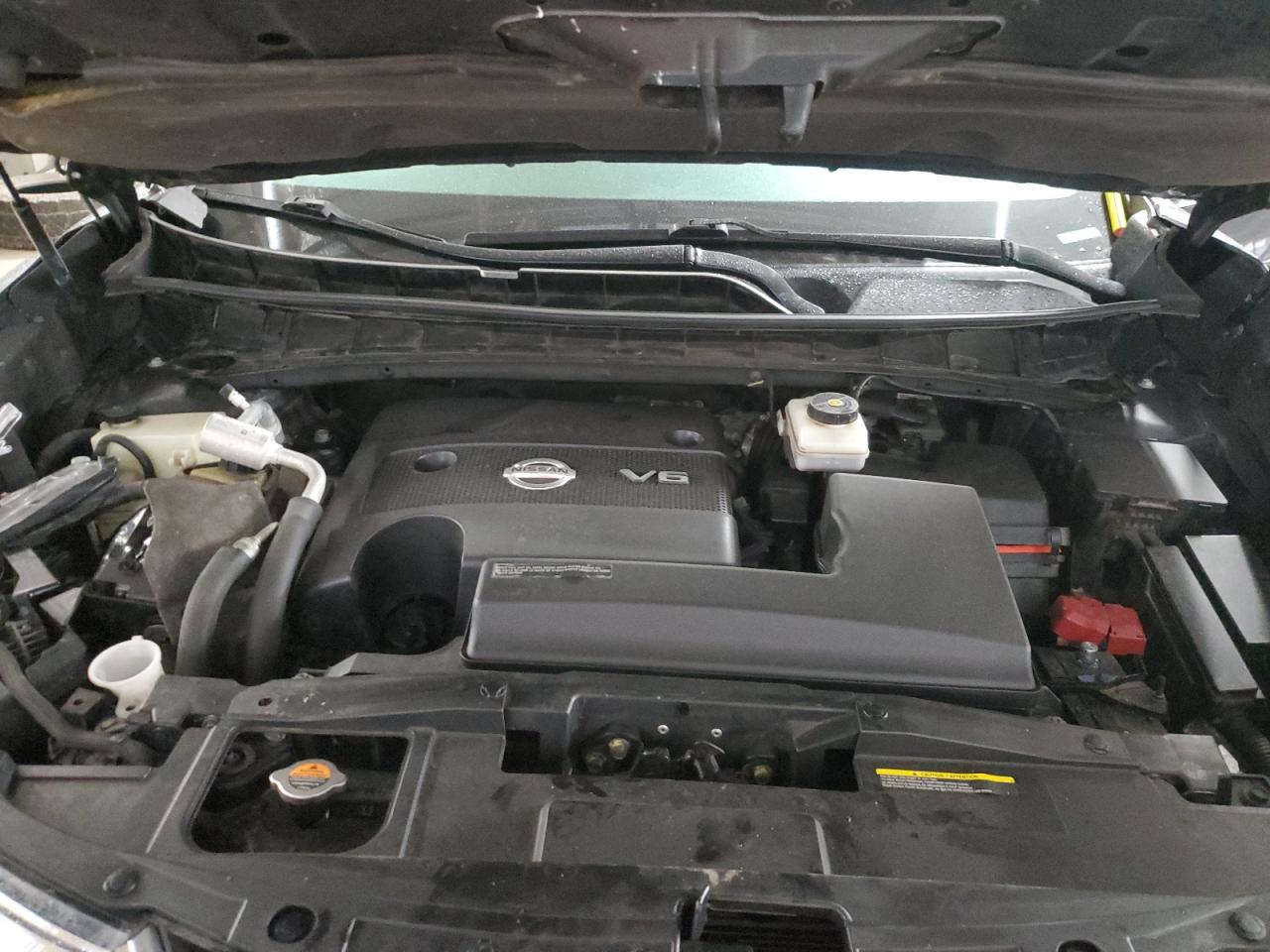 2015 Nissan Murano - Image 12