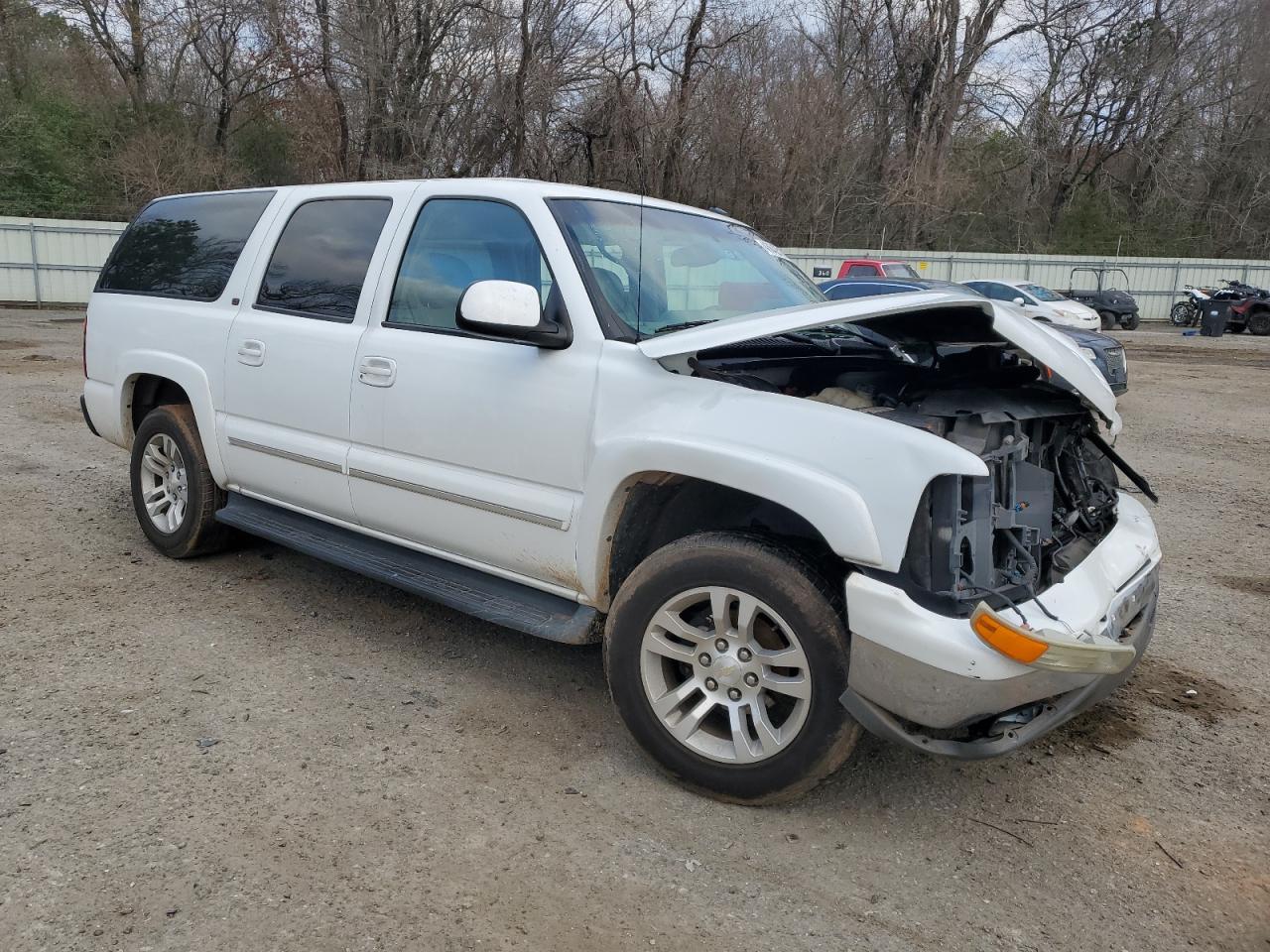 2003 Chevrolet Suburban - Image 4