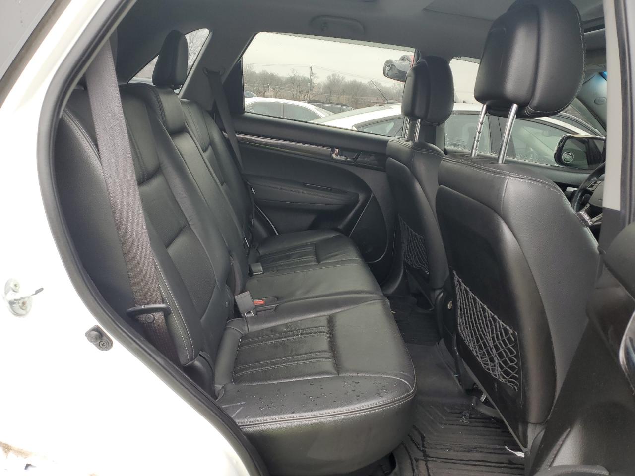 2013 Kia Sorento - Image 10