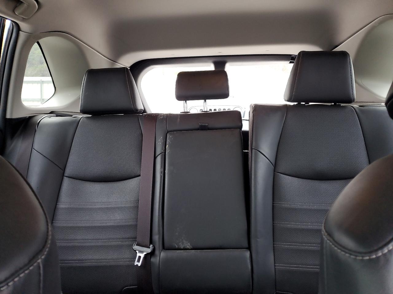2020 Toyota RAV 4 - Image 10