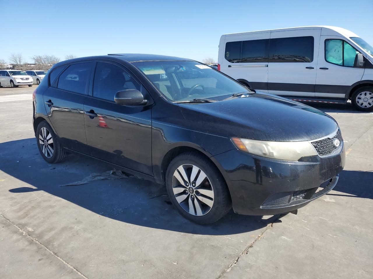 2013 Kia Forte - Image 4