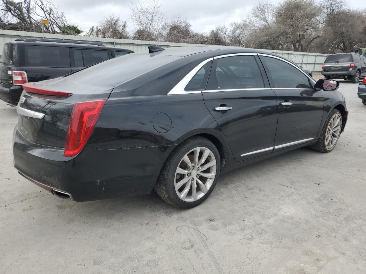 2016 Cadillac XTS - Image 3