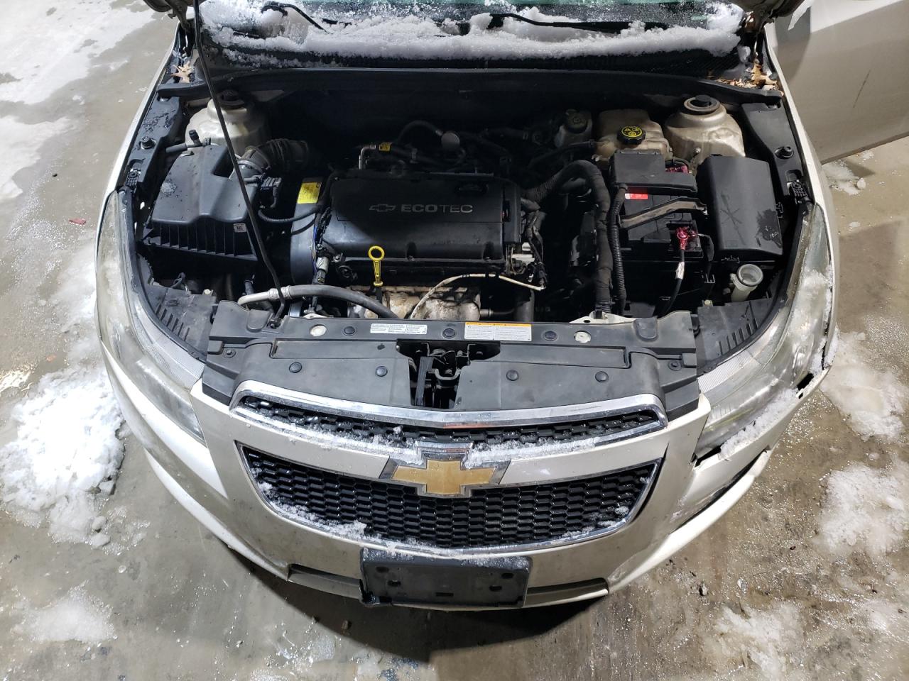 2013 Chevrolet Cruze - Image 13