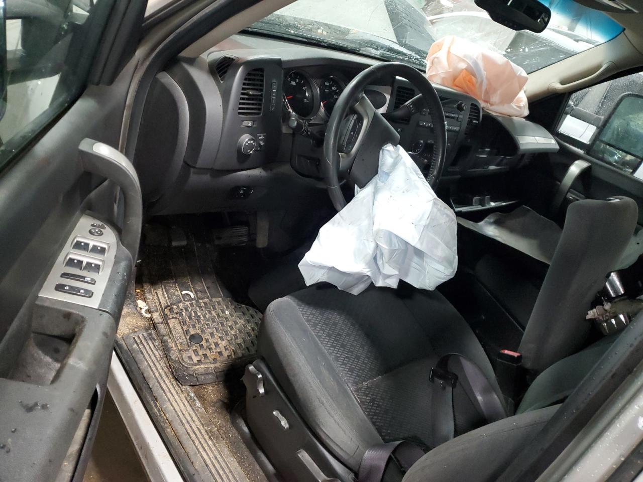 2008 Chevrolet Silverado - Image 8