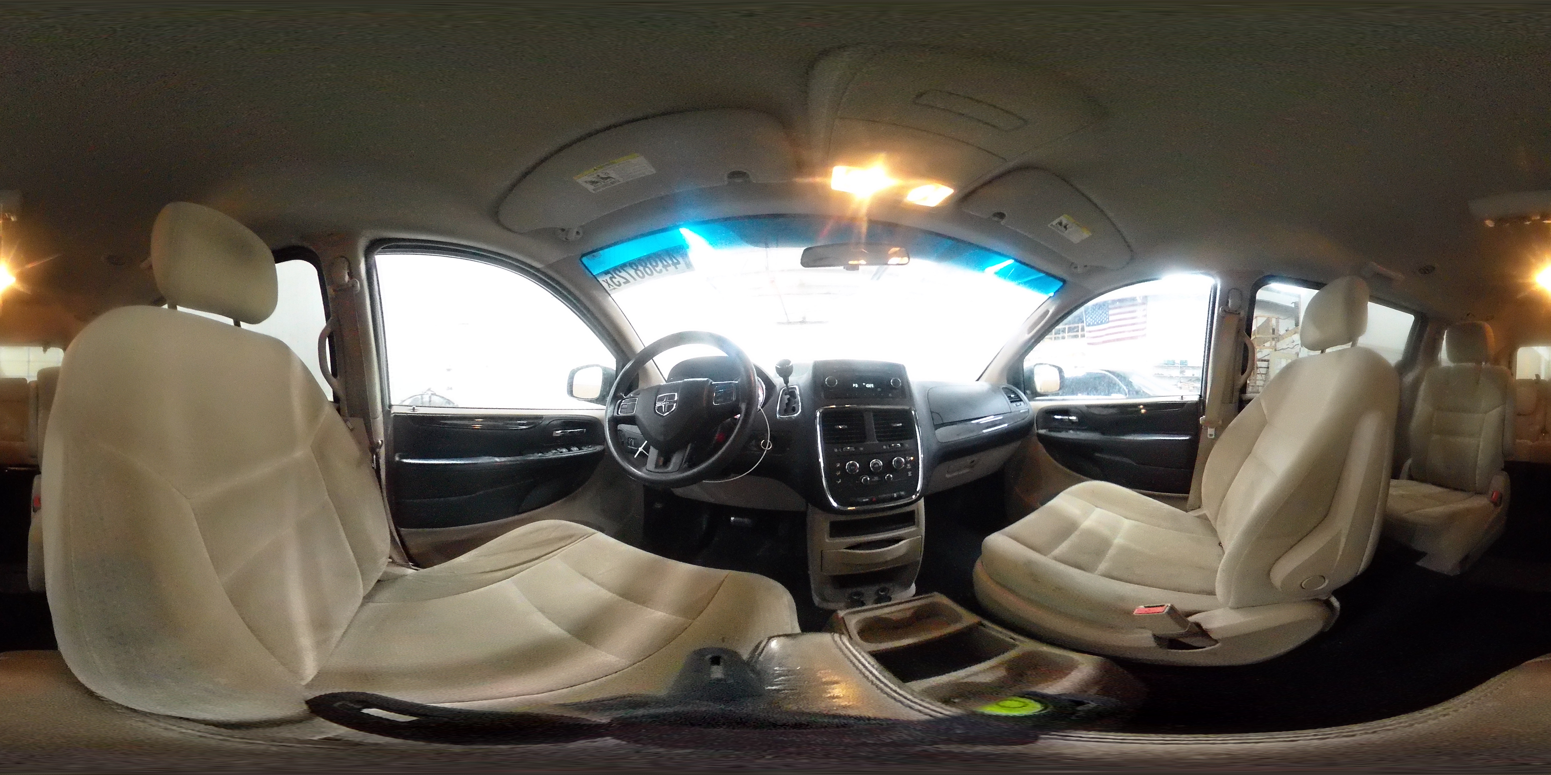 2014 Dodge Caravan - Image 14