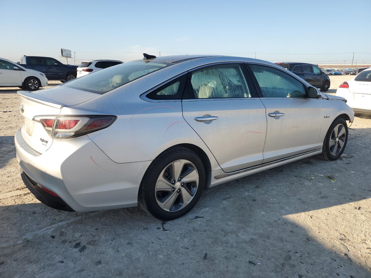 2016 Hyundai Sonata - Image 3