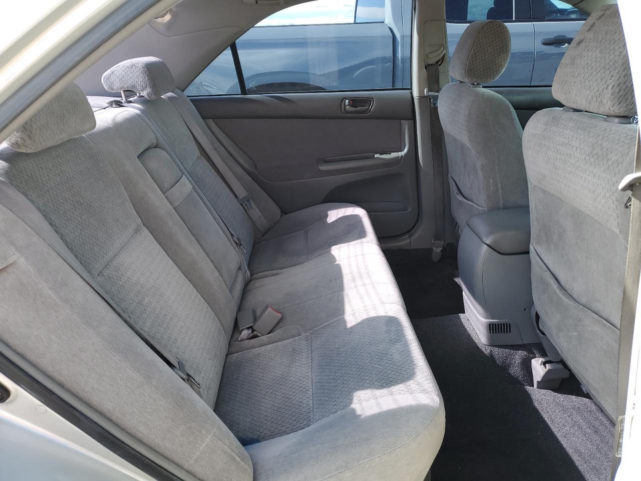 2002 Toyota Camry - Image 10