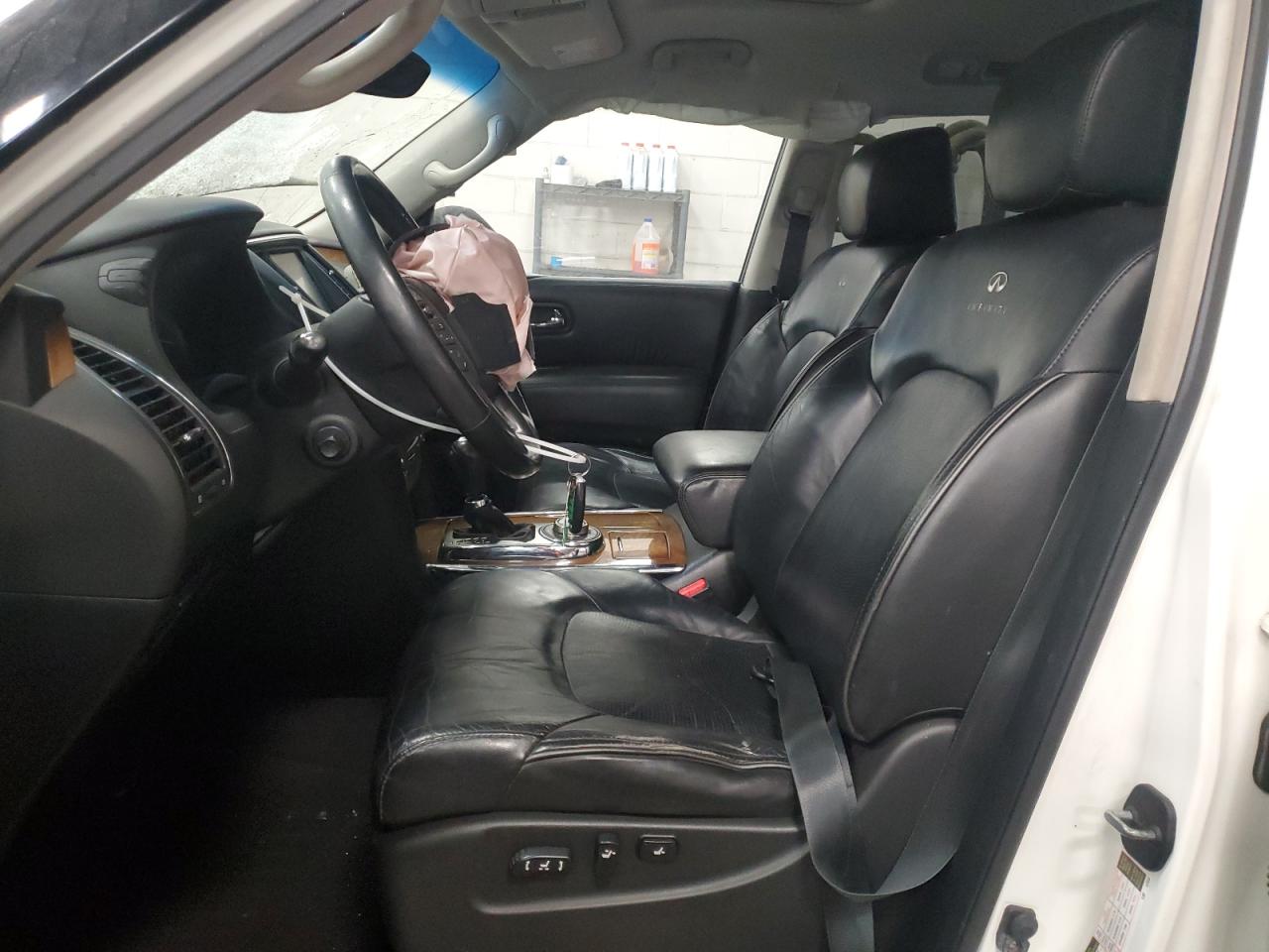 2014 Infiniti QX80 - Image 7