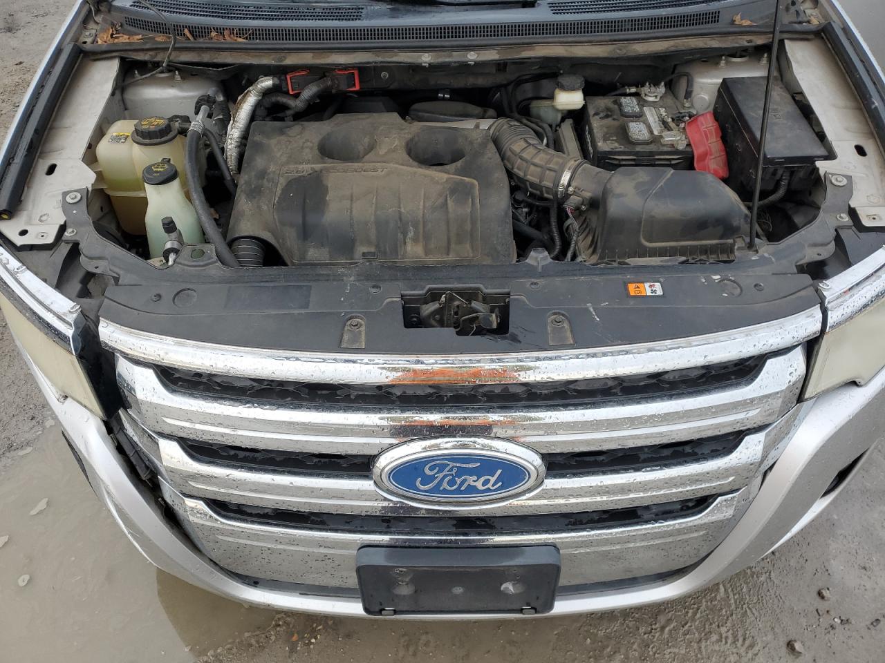2012 Ford Edge - Image 12