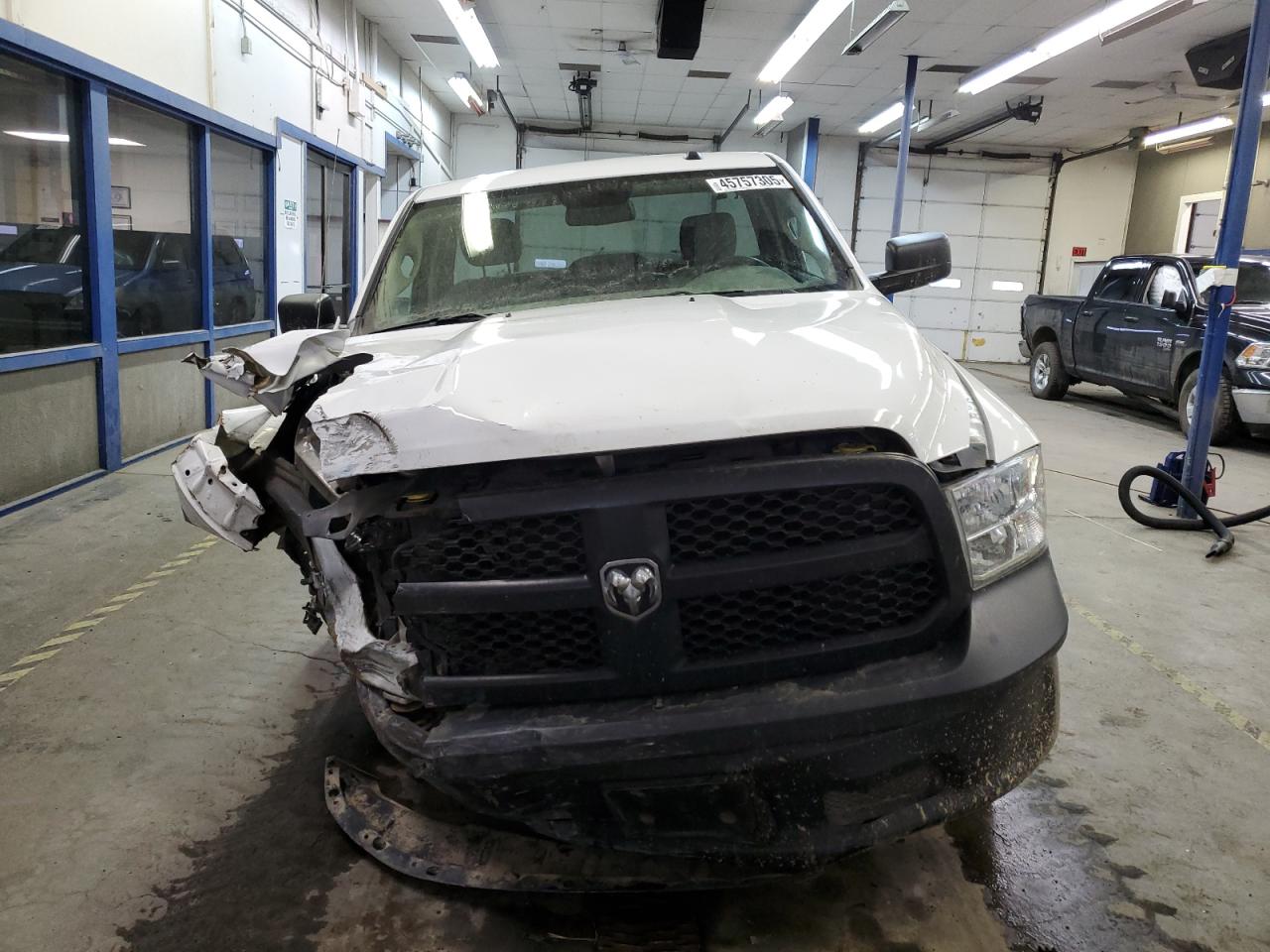 2020 RAM 1500 - Image 5