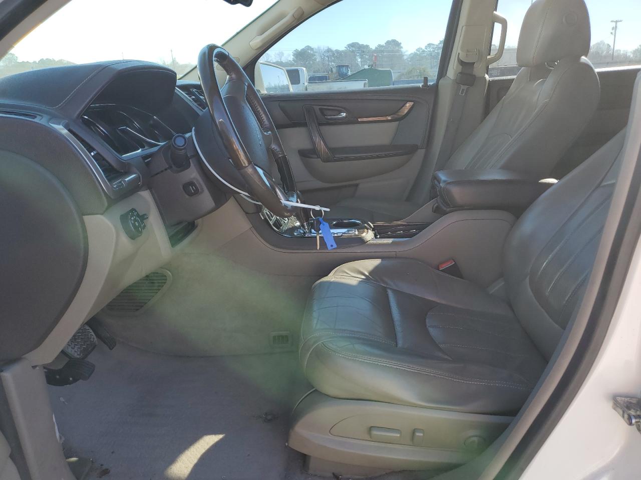 2015 GMC Acadia - Image 7