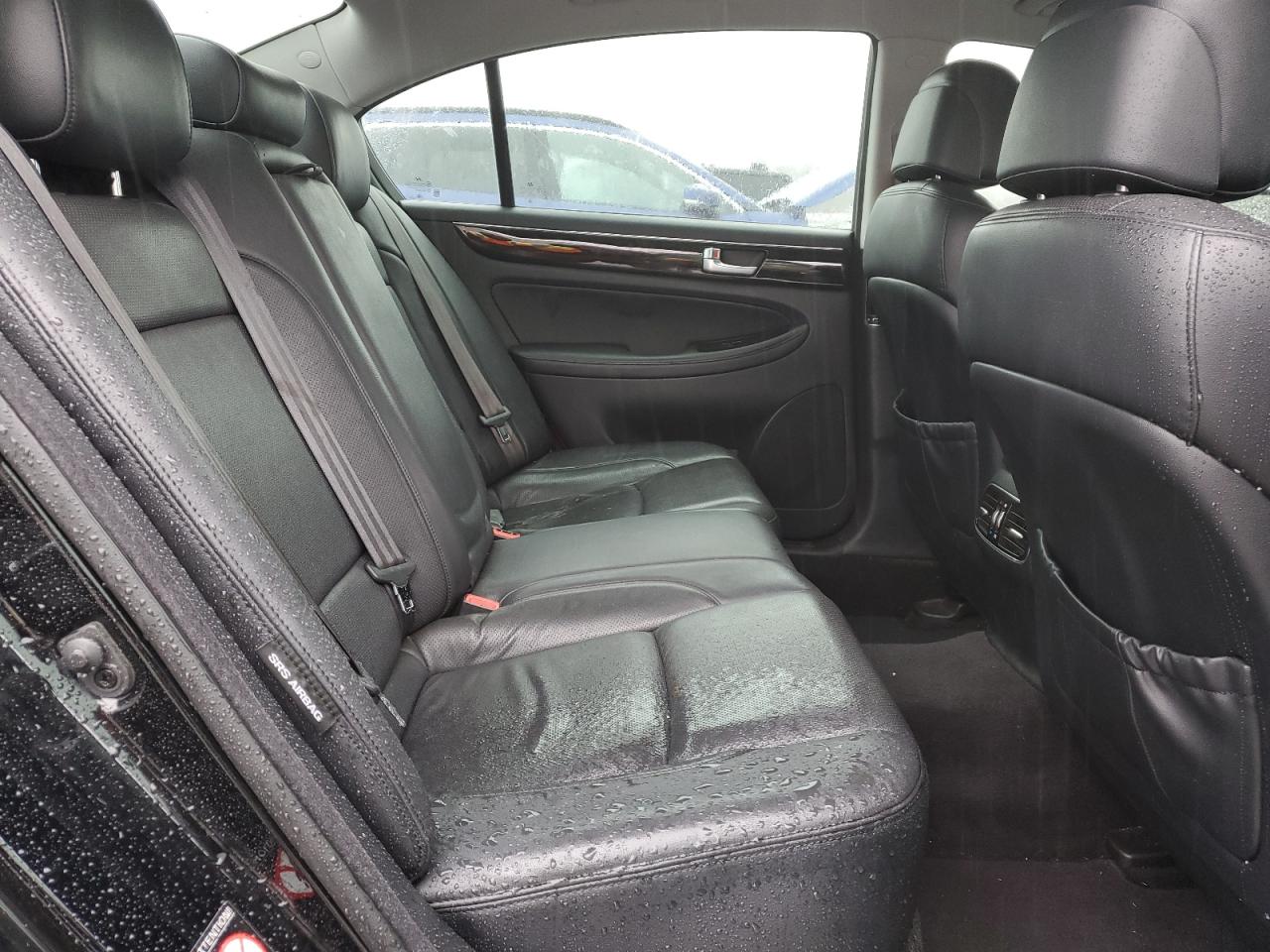2012 Hyundai Genesis - Image 10