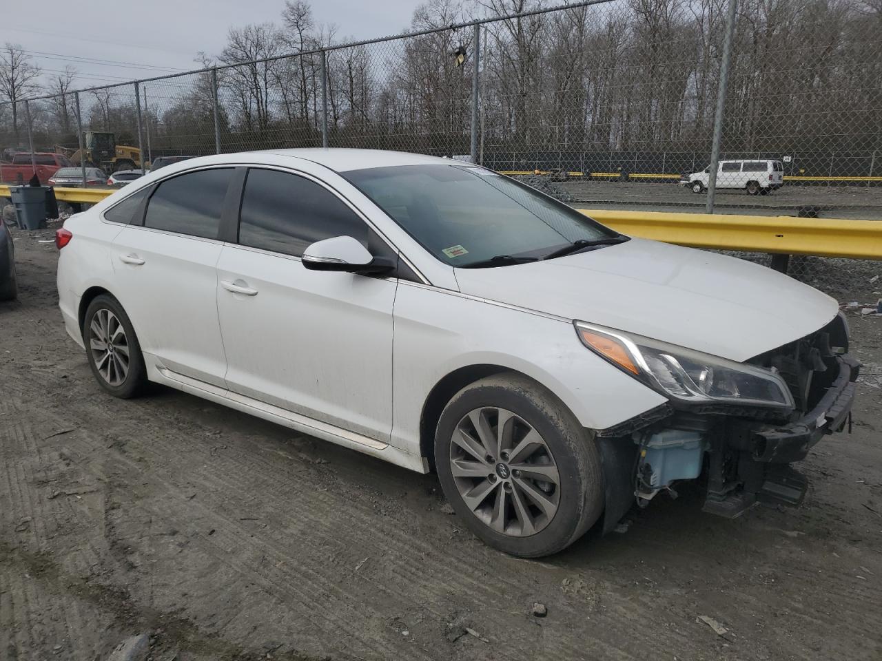 2015 Hyundai Sonata - Image 4