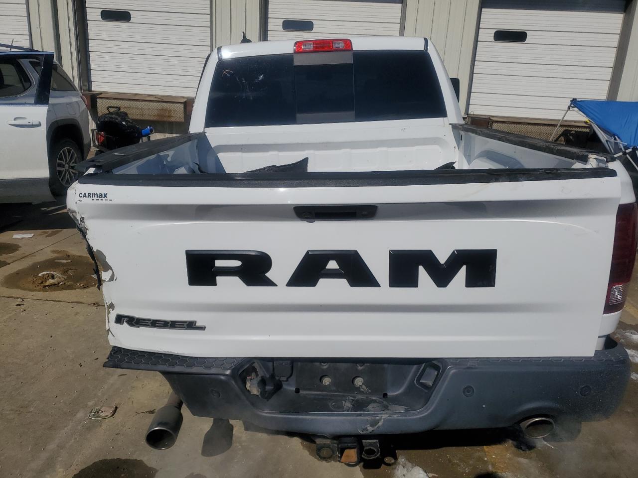 2017 RAM 1500 - Image 6