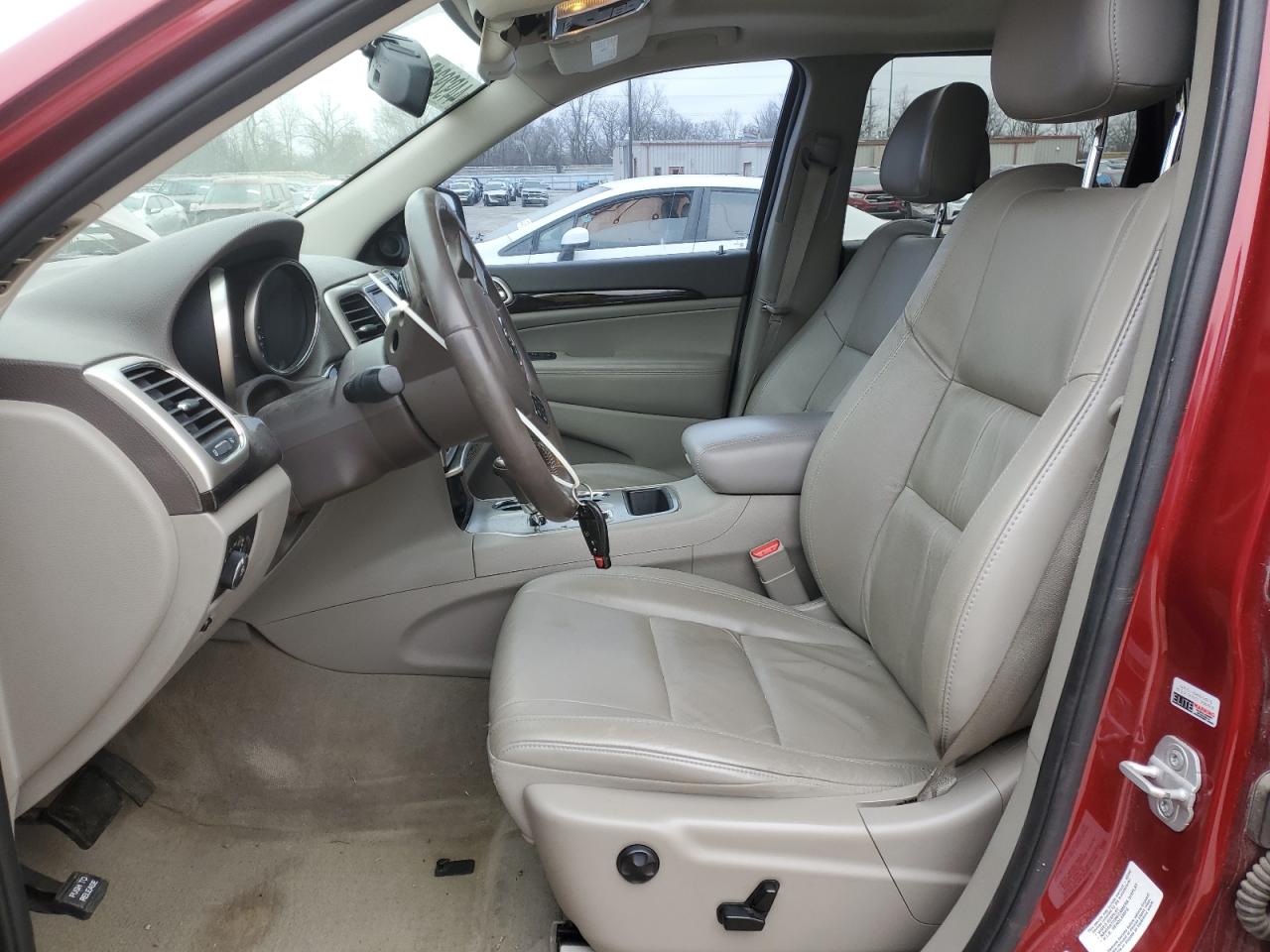 2013 Jeep Grand Cherokee - Image 7