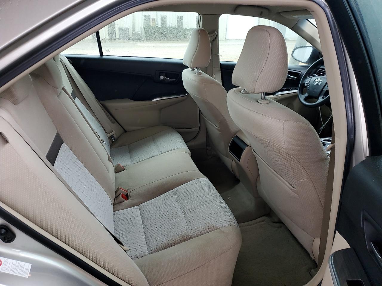 2013 Toyota Camry - Image 10