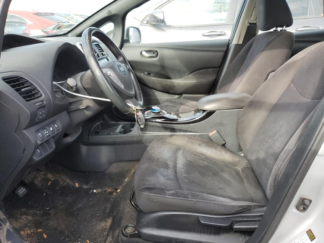 2013 Nissan Leaf - Image 7