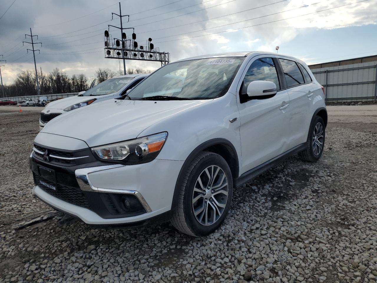 2018 Mitsubishi Outlander - Image 1
