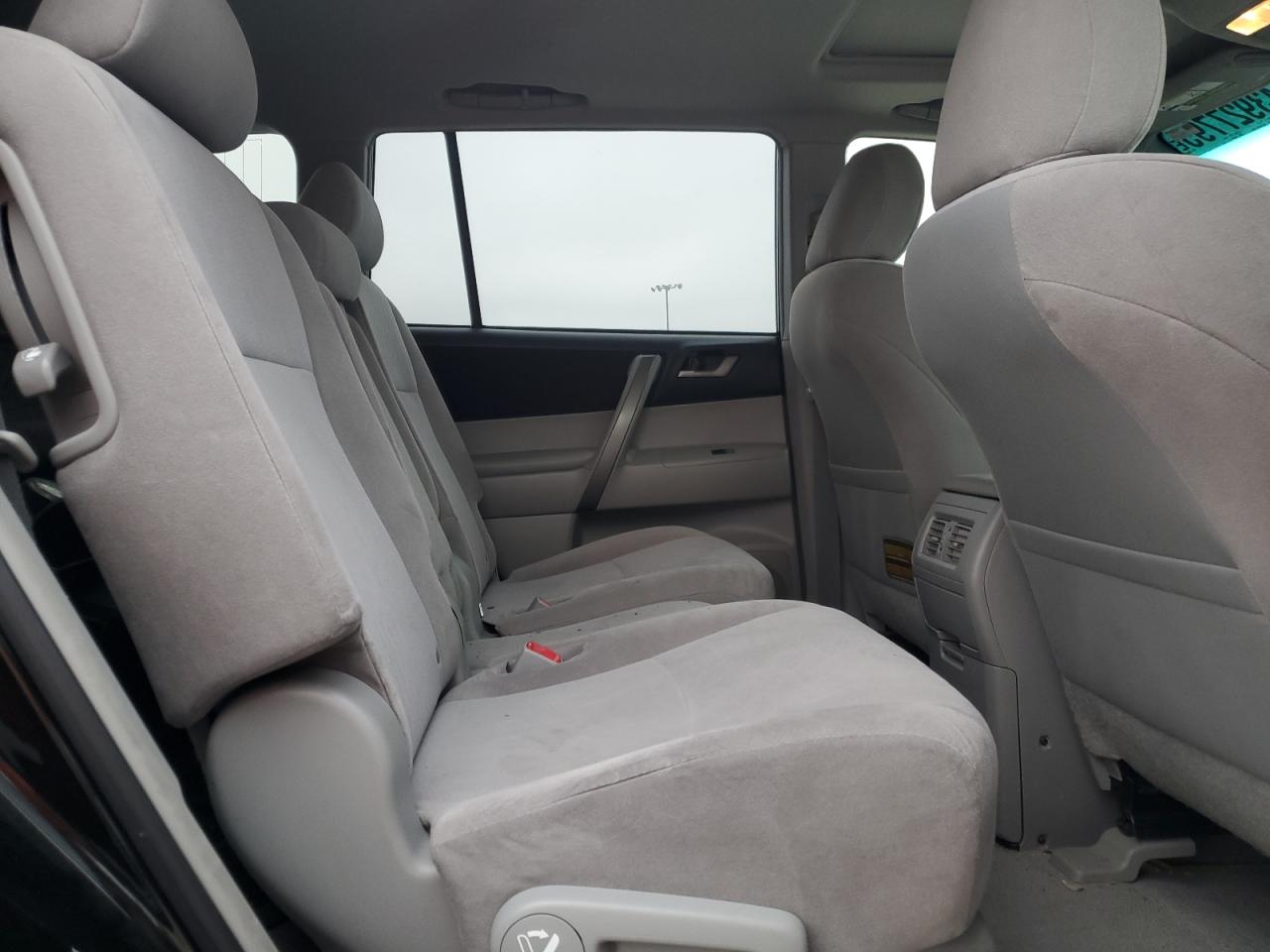 2008 Toyota Highlander - Image 11