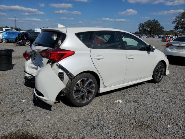 Hatchbacks TOYOTA COROLLA 2017 White