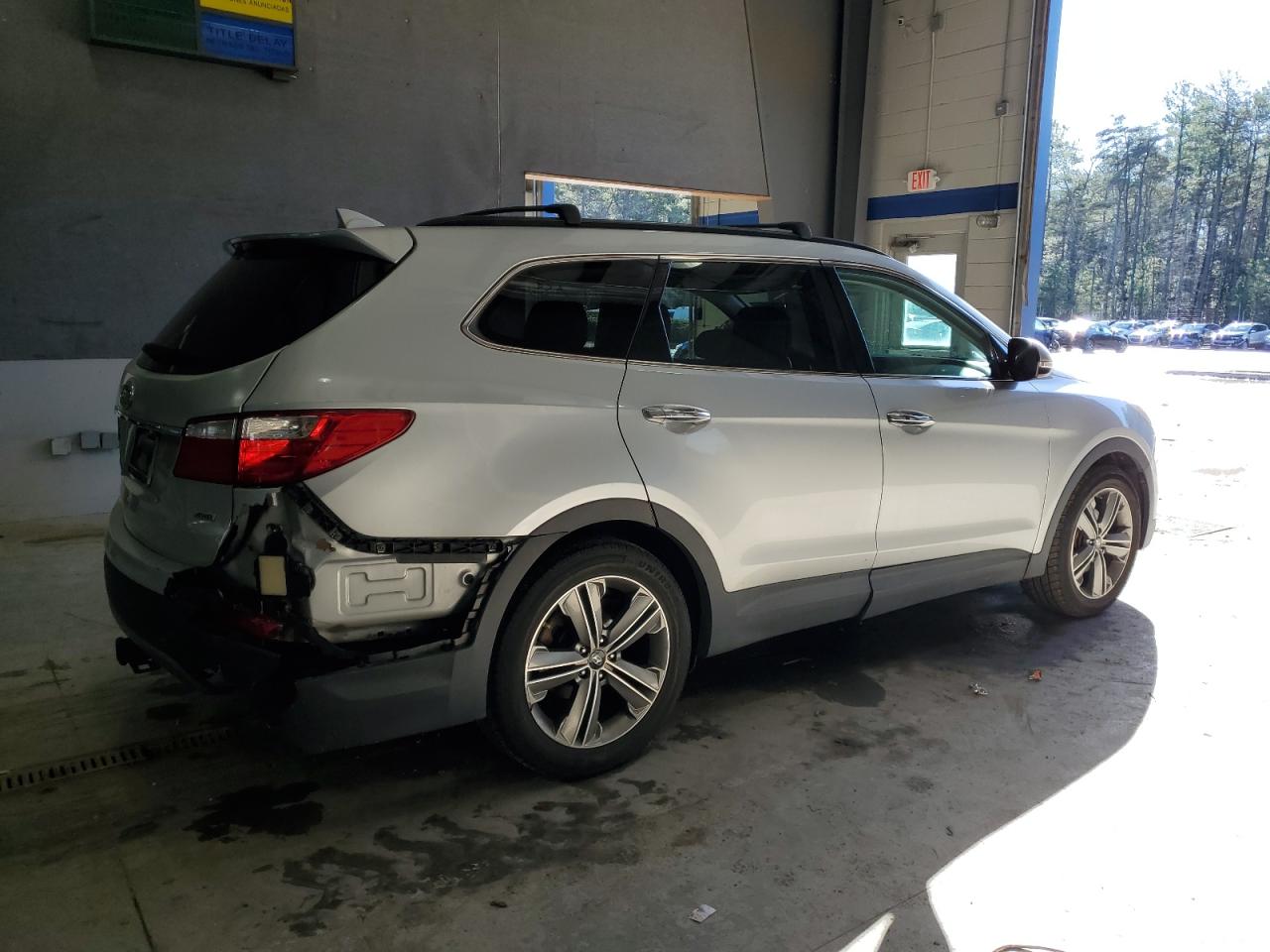 2014 Hyundai Santa Fe - Image 3