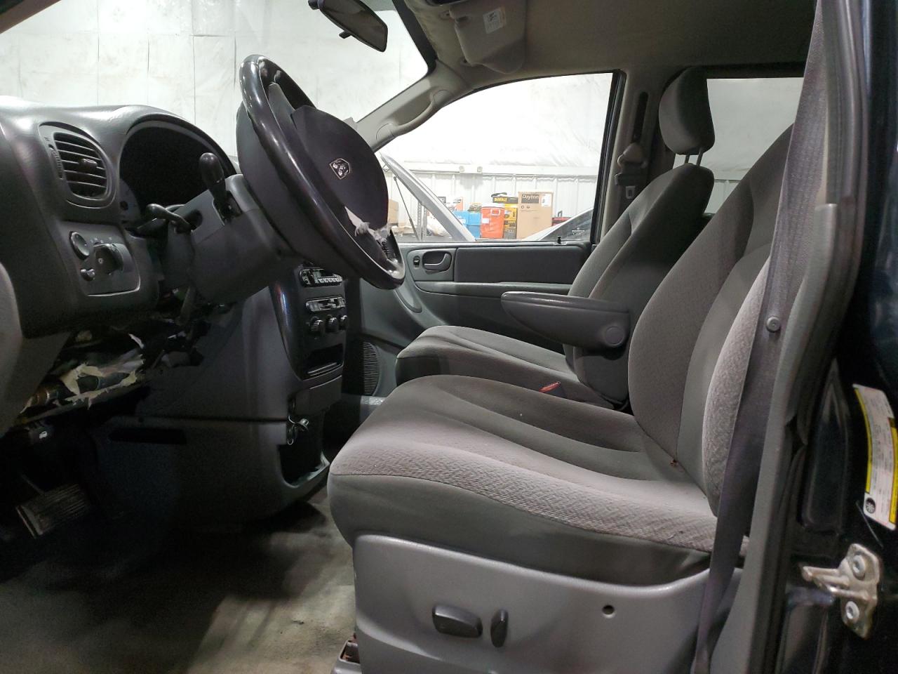 2007 Dodge Caravan - Image 7