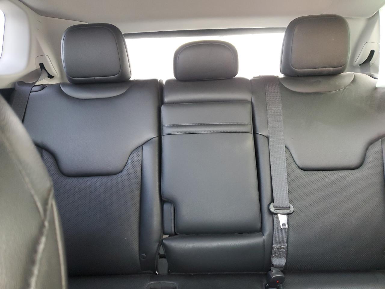 2018 Jeep Compass - Image 10