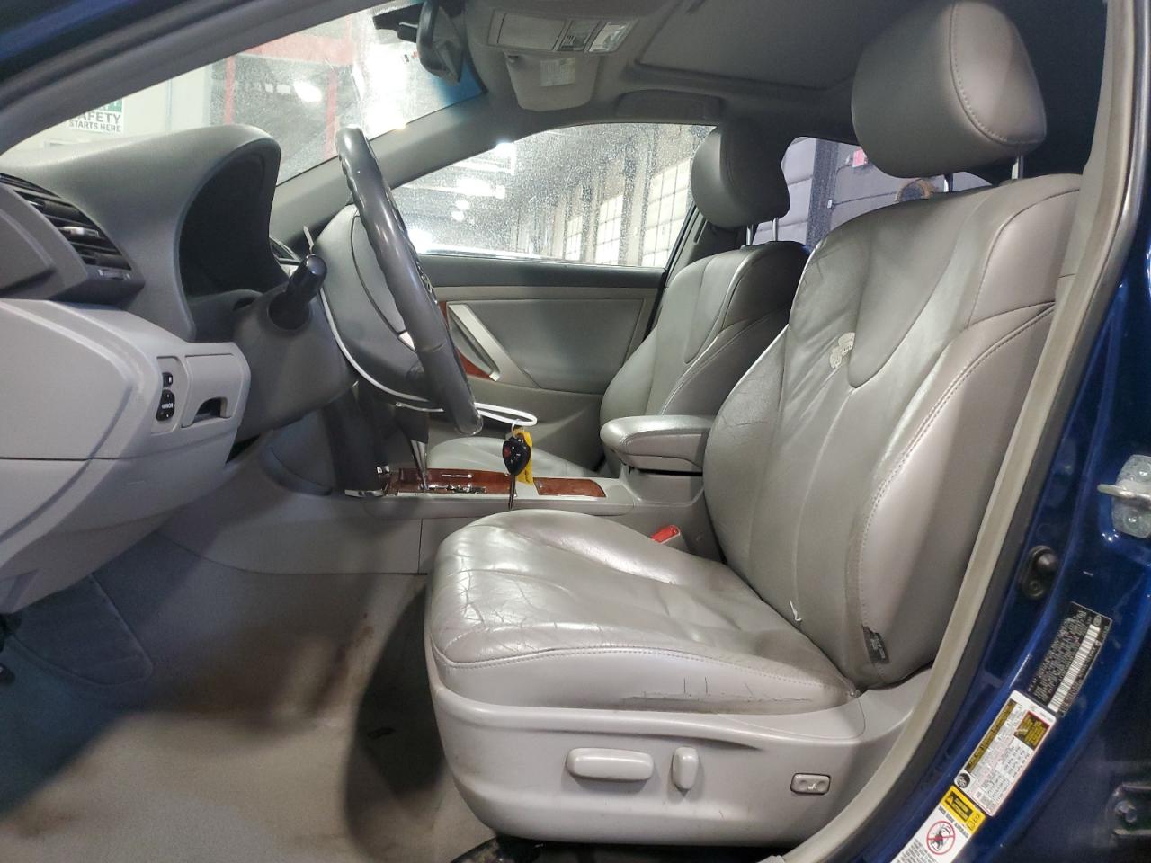 2009 Toyota Camry - Image 7