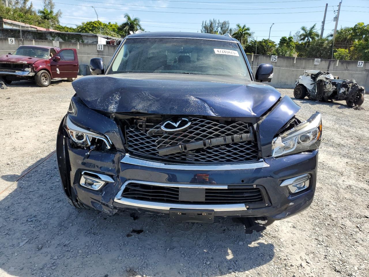 2016 Infiniti QX80 - Image 5