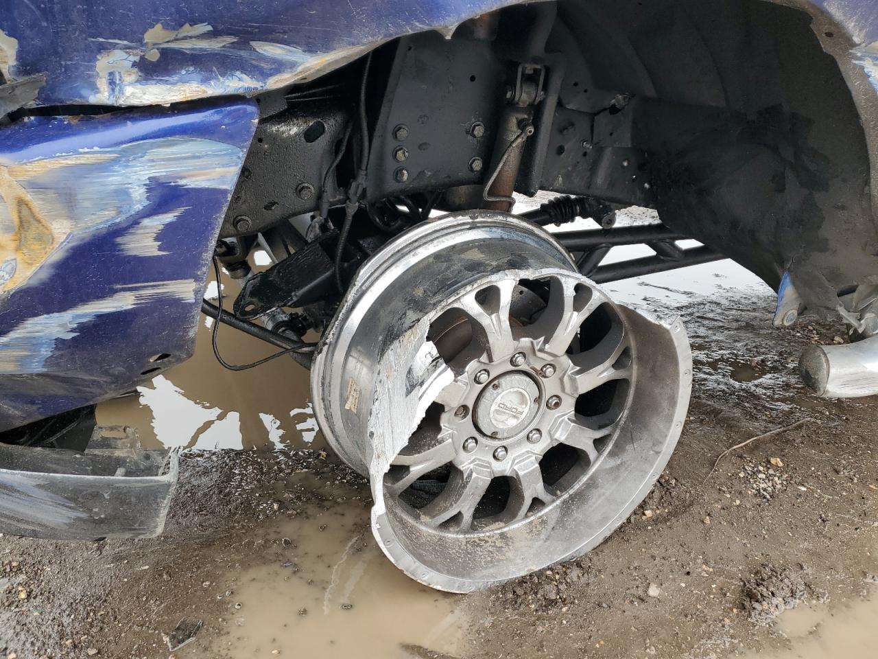 2003 Ford F250 - Image 9