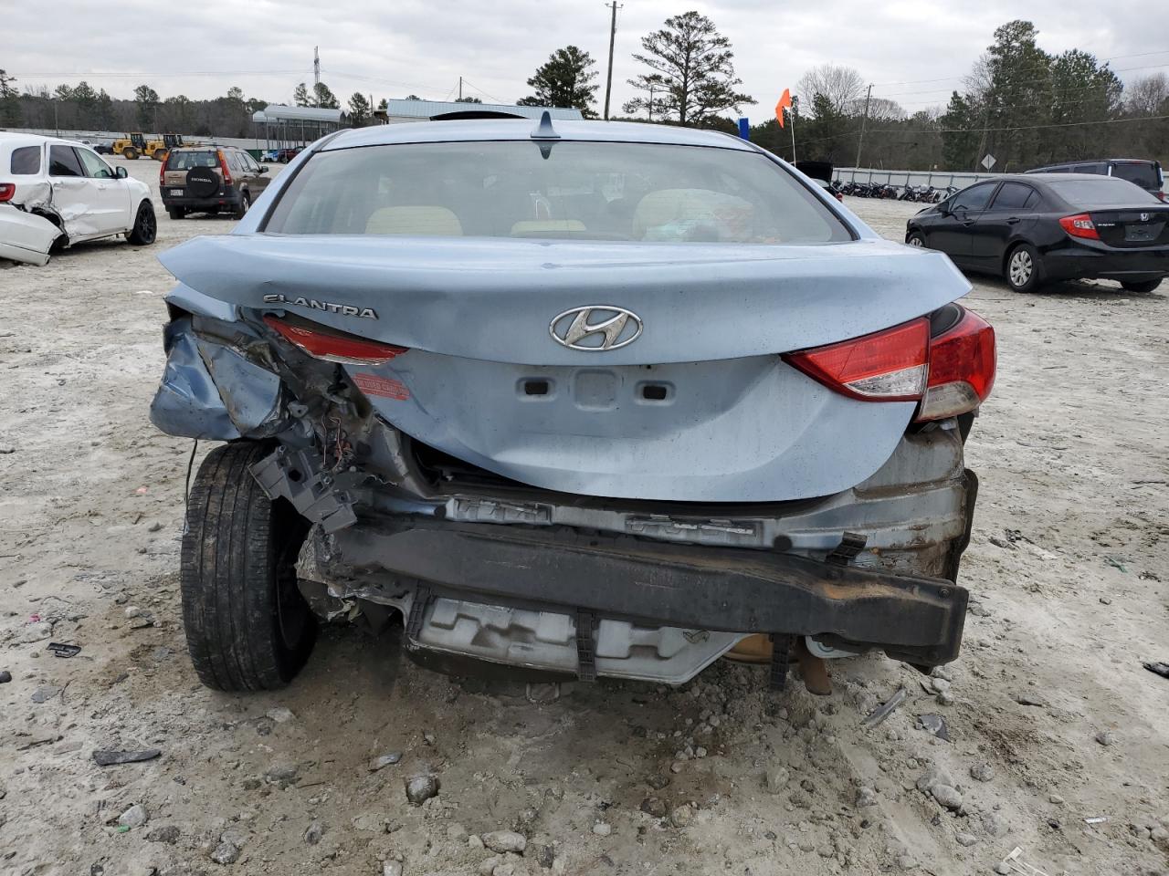 2011 Hyundai Elantra - Image 6