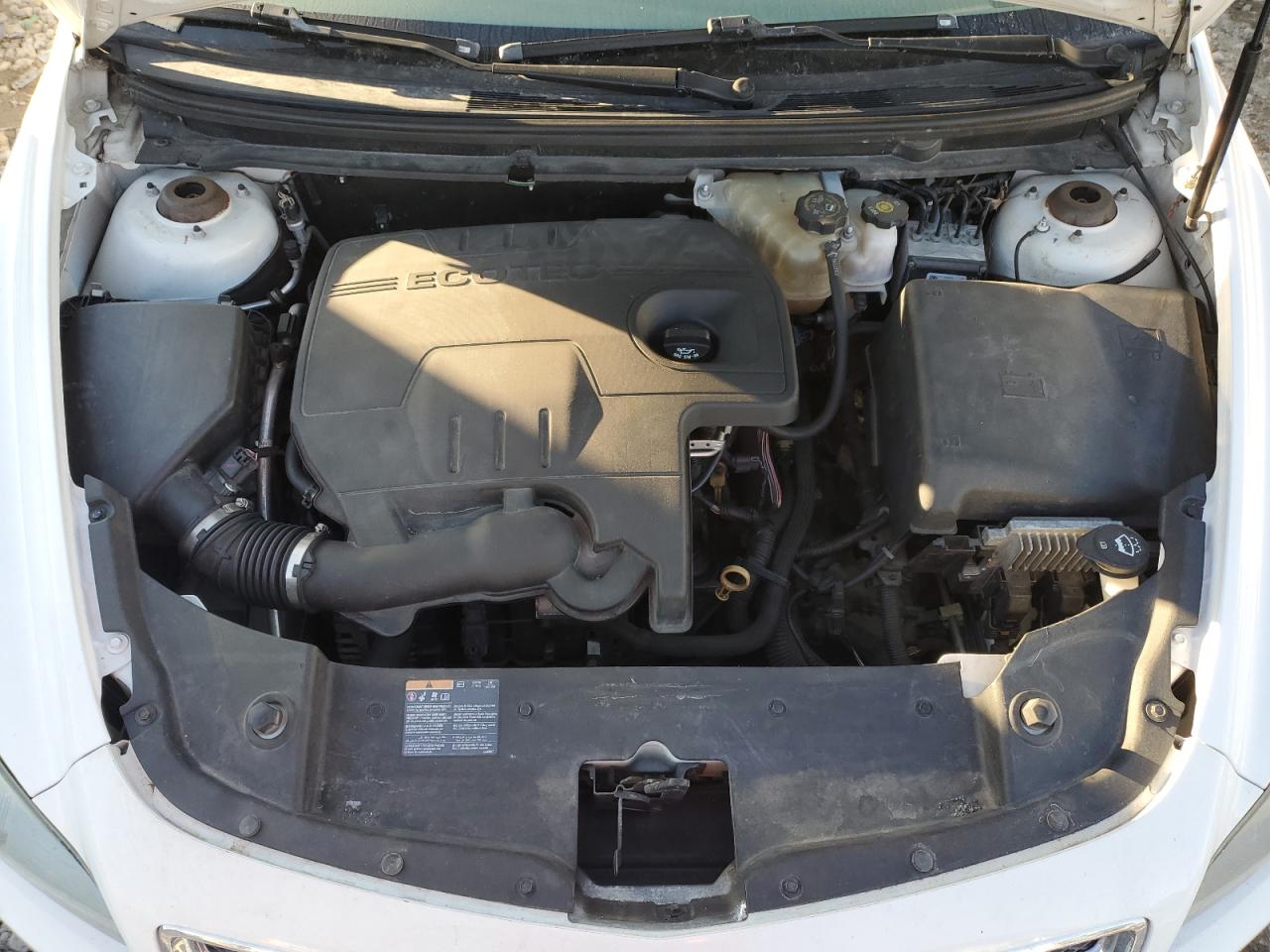 2011 Chevrolet Malibu - Image 11