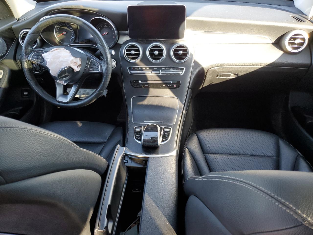 2016 Mercedes-Benz GLC - Image 8