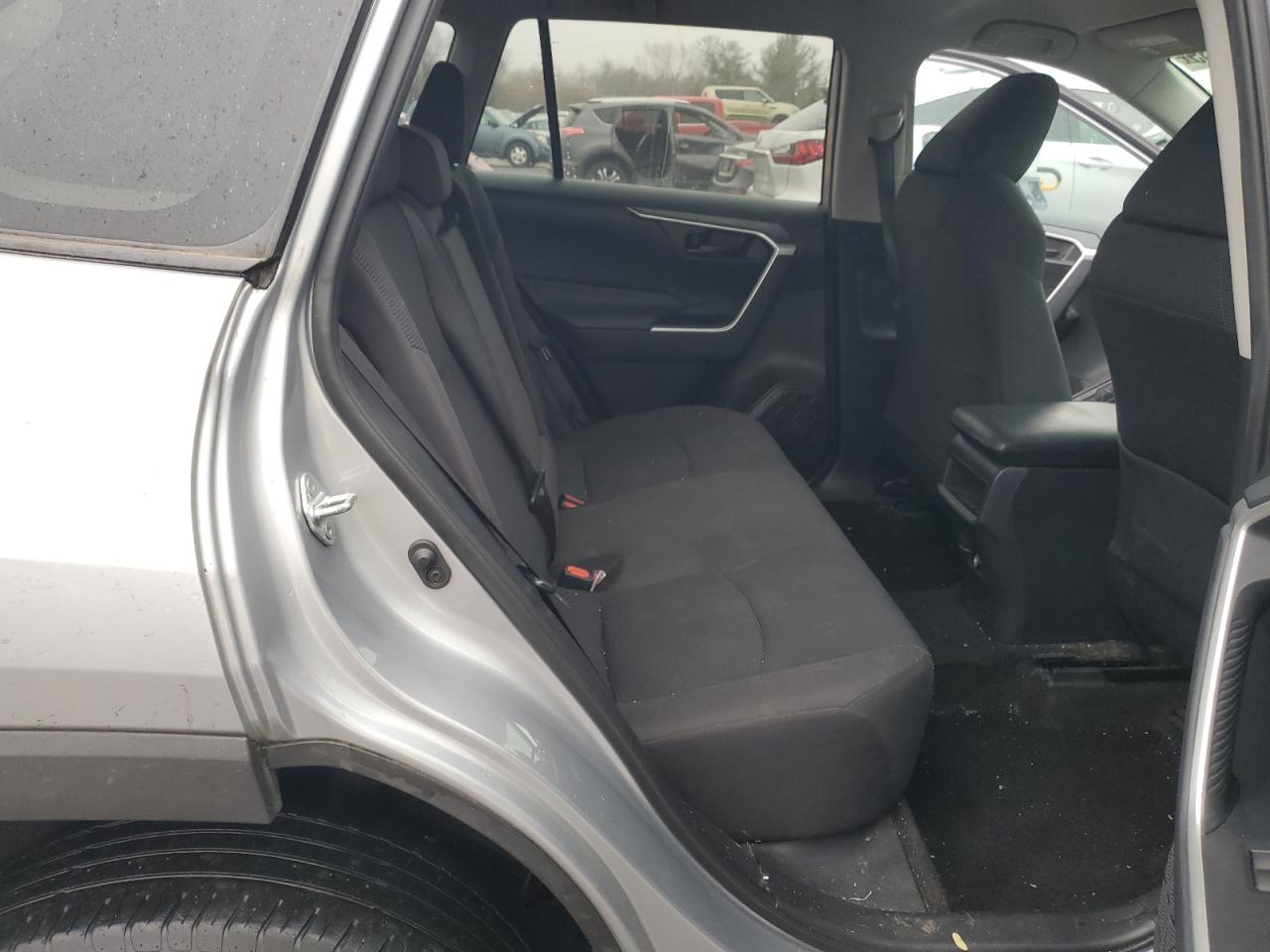2019 Toyota RAV 4 - Image 11