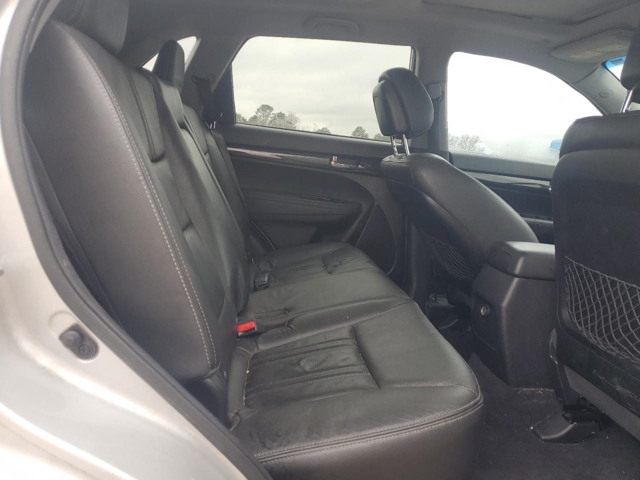 2013 Kia Sorento - Image 11