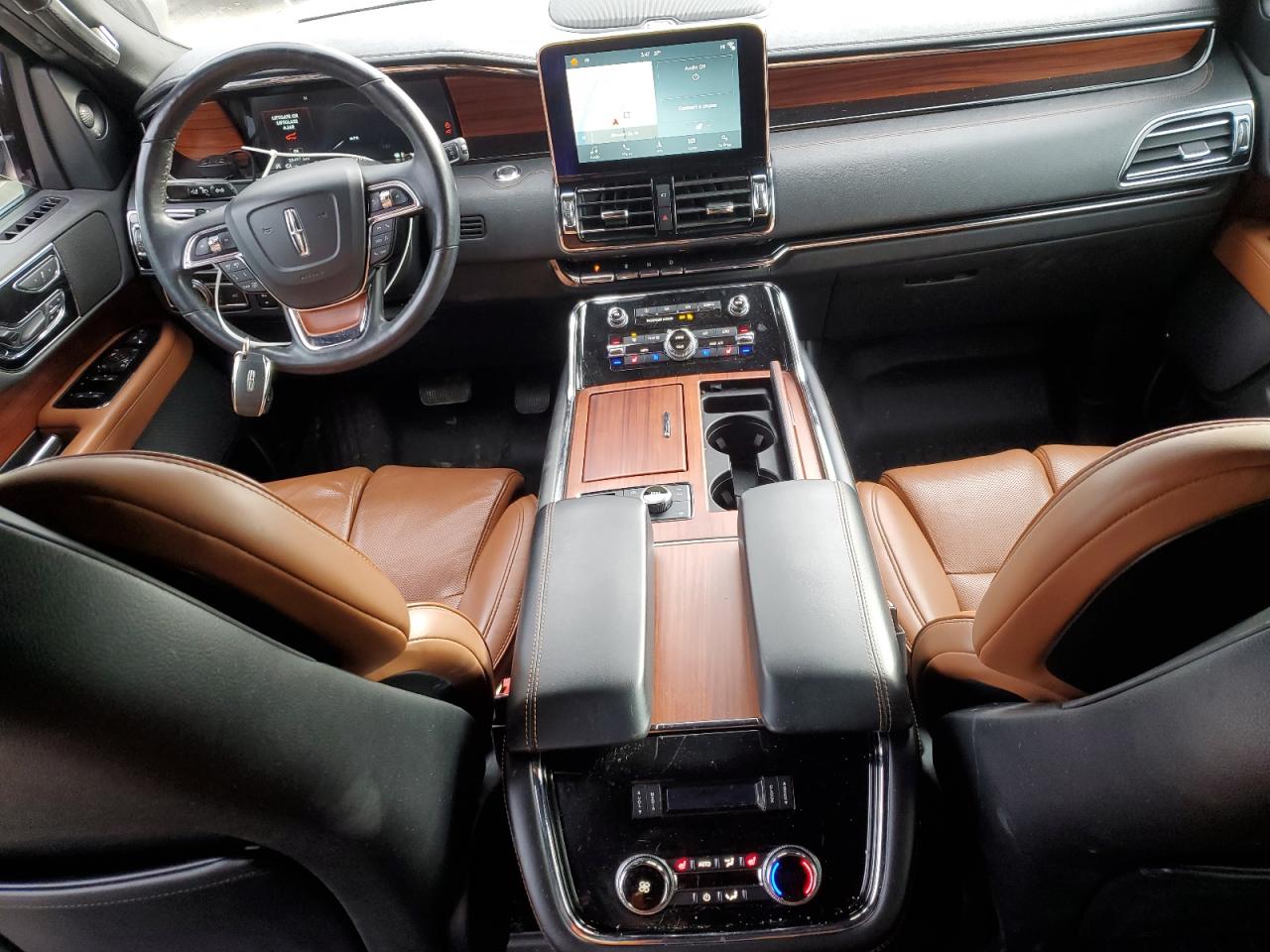 2019 Lincoln Navigator - Image 8