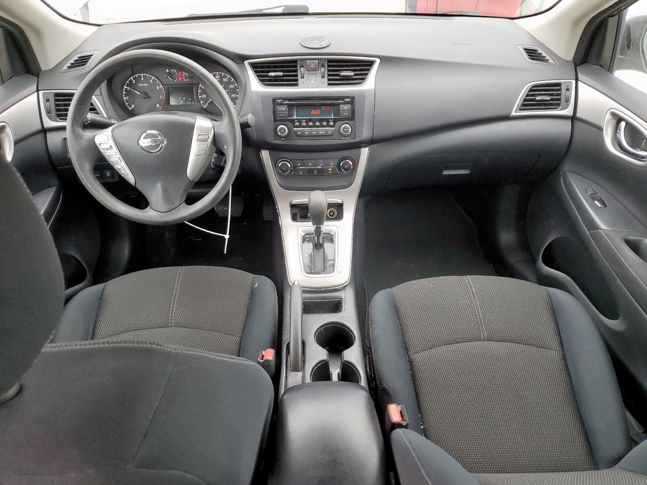 2015 Nissan Sentra - Image 8