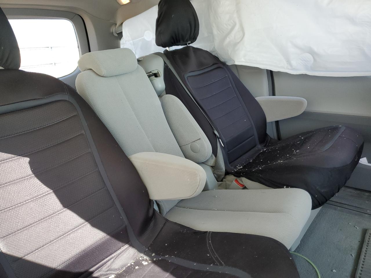 2013 Toyota Sienna - Image 11