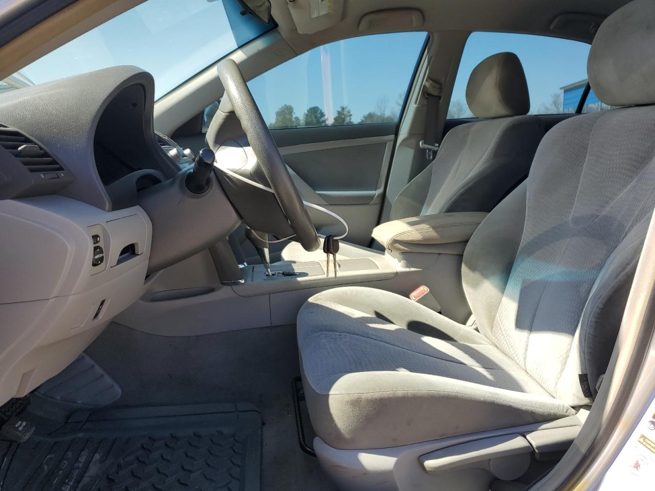 2010 Toyota Camry - Image 7