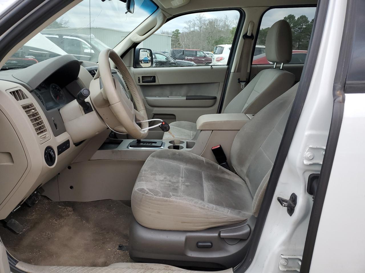 2010 Ford Escape - Image 7