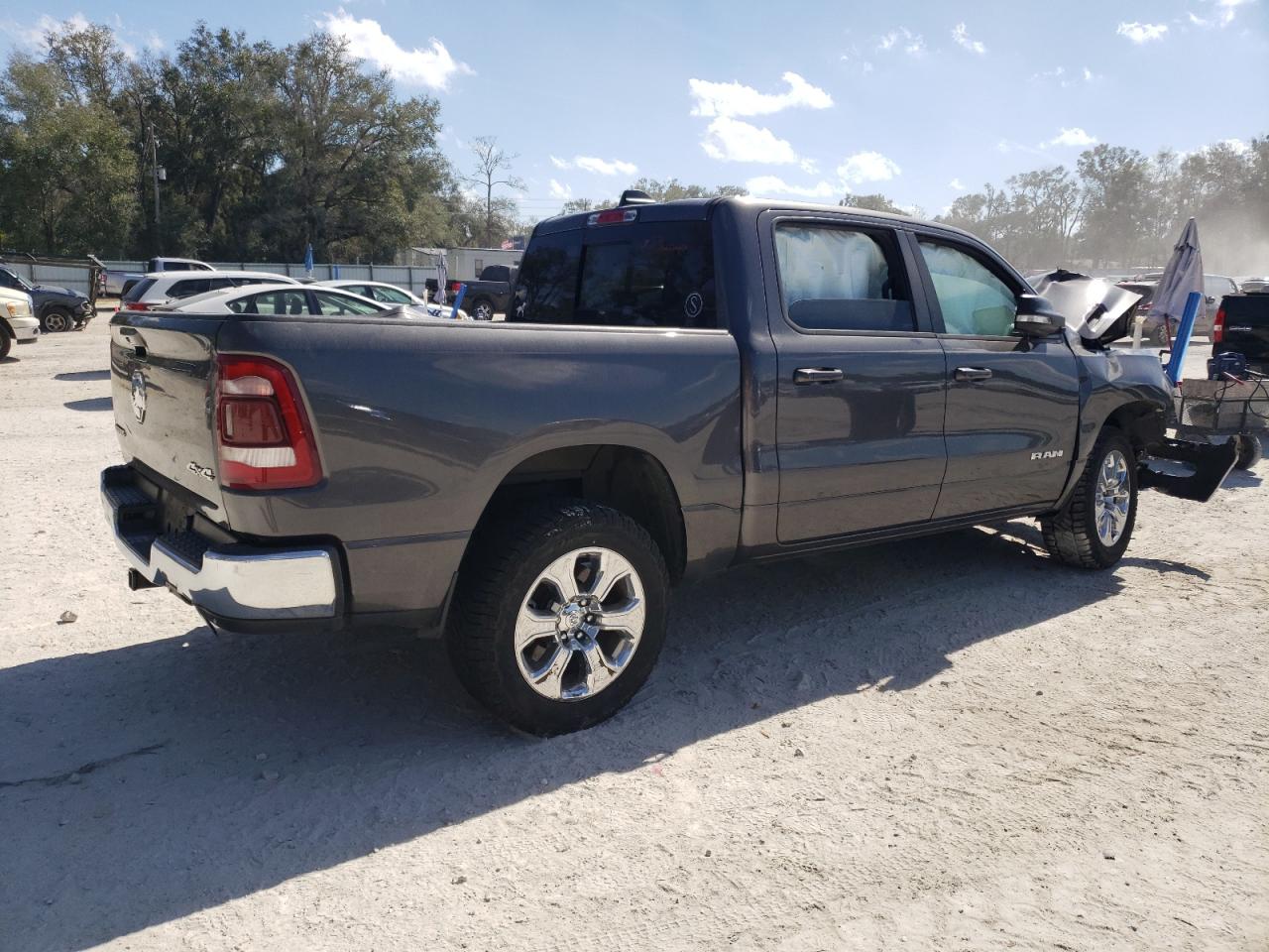 2021 RAM 1500 - Image 3