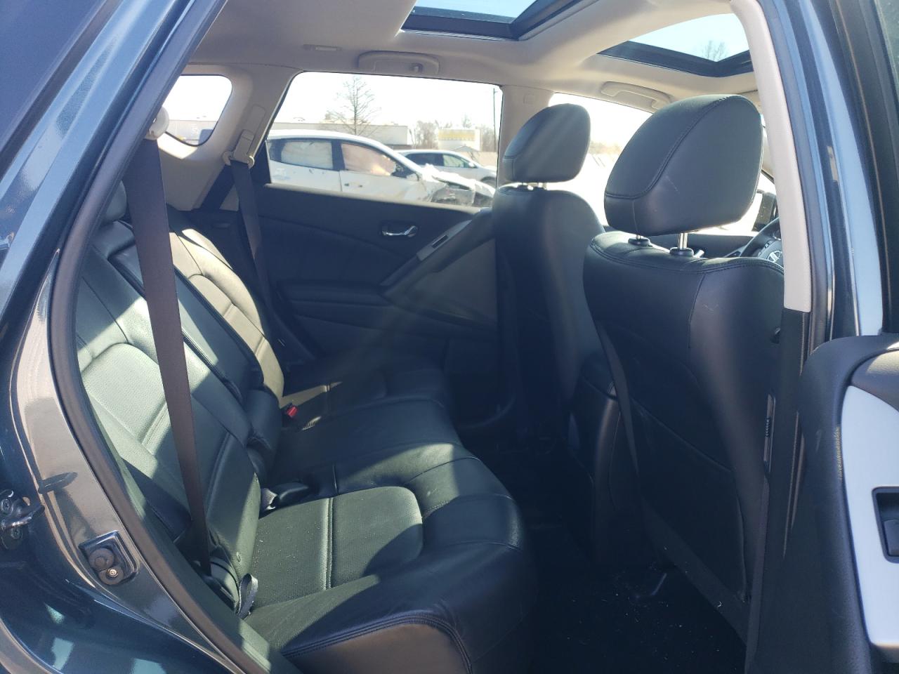 2014 Nissan Murano - Image 11