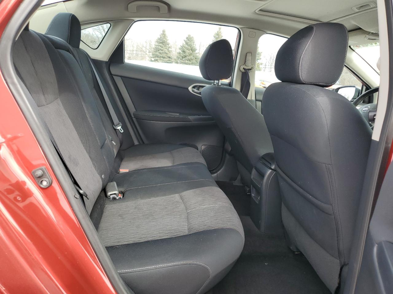 2015 Nissan Sentra - Image 10