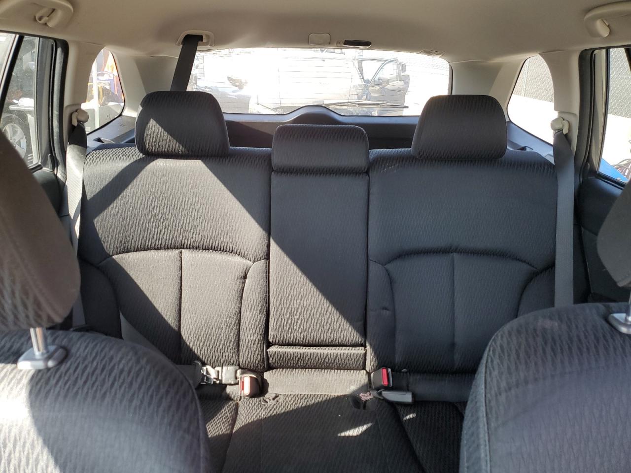 2012 Subaru Outback - Image 10